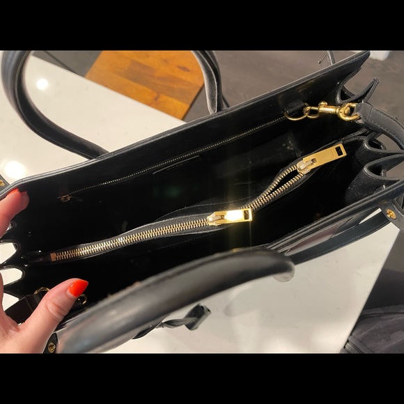 Saint Laurent Classic Sac Du Jour Small Burgundy and Black in smooth leather - Picture 8 of 14